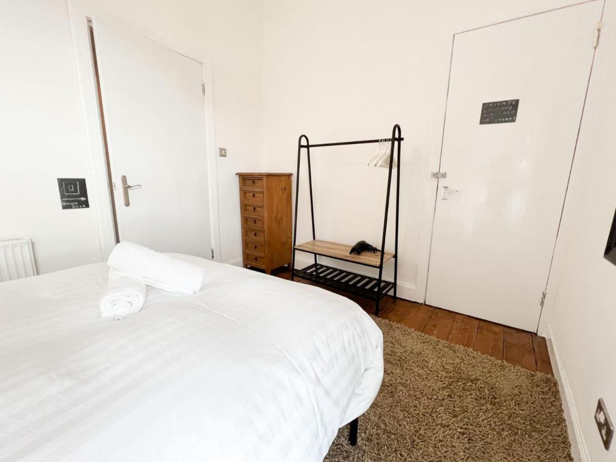 Bohemian 1Br Flat In Abbeyhill Apartment Edinburgh Bagian luar foto